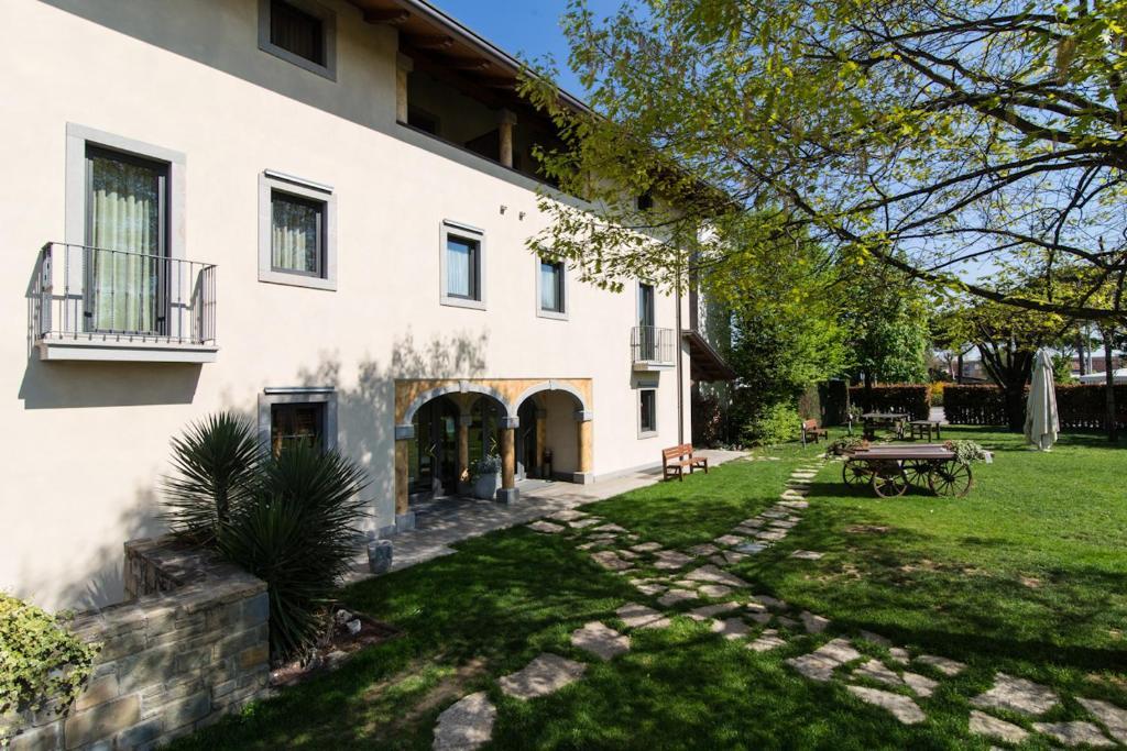 Albergo Da Nando Mortegliano Luaran gambar